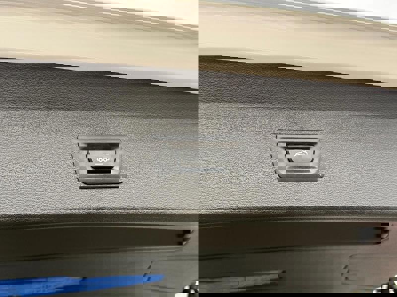 Image BMW SÉRIE X1 18d 2.0 150 Business sDrive GPS Bluetooth Radar AV/AR Régul Clim auto Gtie 1 an